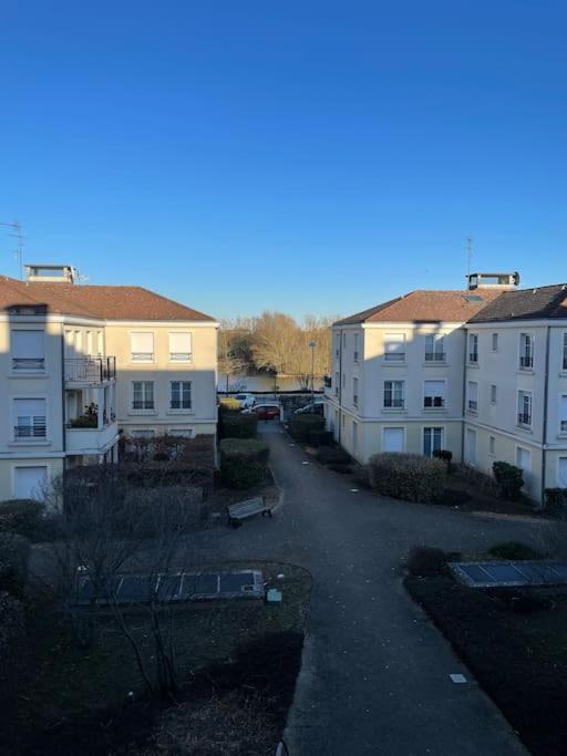 Appartement Confortable Proche Disneyland Paris Bussy-Saint-Georges Exterior foto